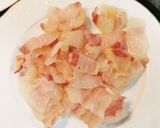 Foto del paso 2 de la receta: Coca de Cebolla caramelizada, Bacon y Papada ibérica