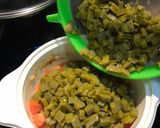 Foto del paso 5 de la receta: Nopales a la mexicana