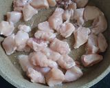 Foto langkah ke 2 dari resep Oseng Ayam Sambal Matah.