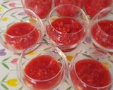 Une image de l'étape 2 de °Crème au chocolat blanc et framboises °.