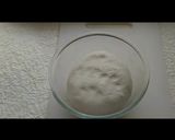 चीजी पैन पिज़्ज़ा (Cheesy pan pizza recipe in Hindi) रेसिपी चरण 3 फोटो