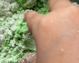 Foto langkah ke 3 dari resep Kue Putu Bambu.