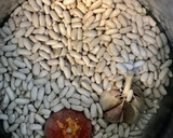 Foto del paso 1 de la receta: Alubias blancas con chorizo