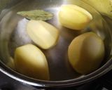 Foto del paso 2 de la receta: Papas a la mantequilla con estragón