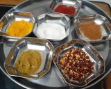 બટાકા ના ભજીયા(Potato bhajiya Recipe in Gujarati) રેસીપી સ્ટેપ2ફોટો