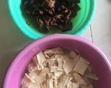 Foto langkah ke 2 dari resep Sop ayam kembang tahu.
