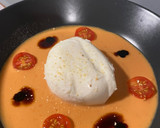 Foto del paso 3 de la receta: Burrata sobre base de Salmorejo de Aguacate 🍅