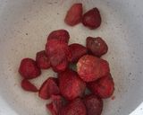 Foto langkah ke 1 dari resep Strawberry Preserve.