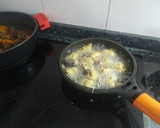 Foto del paso 2 de la receta: Guisado de ternera, le puse alcachofas rebozada