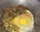 Gambar langkah 2 resipi Nasi Goreng Ikan Masin.