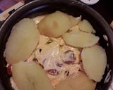 Rakott krumpli, mázas tálban recept fázis 3 fotója