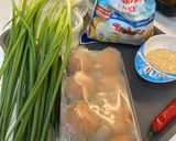 Hình bước làm 1 của món Bánh Hành Hàn Quốc Pajeon (Bánh Xèo Hành Lá)