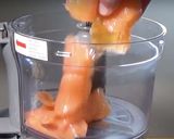 A picture of step 2 of Smoked salmon paupiette.