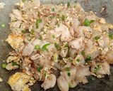 รูปขั้นตอนการทำที่ 5 ของ ก๋วยเตี๋ยวคั่วไก่