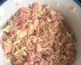 Foto del paso 4 de la receta: 🥧 Tarta de jamón y queso con masa de papa 🥔