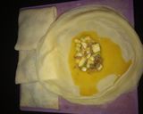 Foto langkah ke 3 dari resep Martabak Mini Mozarella.