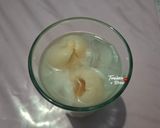 Foto langkah ke 3 dari resep Es Lychee Kelapa Muda.