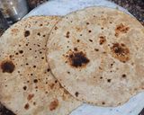 पनीर आलू पराठा रोल (paneer aloo paratha roll recipe in Hindi) रेसिपी चरण 5 फोटो