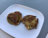 Une image de l'étape 8 de Filets de poulet marinés grillés aux épices et pesto d'herbes.