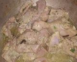 A picture of step 6 of Haryali chicken khrdai.