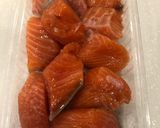 Hình bước làm 1 của món Canh chua cá hồi tại Nhật