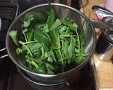 Foto langkah ke 1 dari resep Tumis kangkung-cumi.