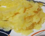 A picture of step 1 of Potato and garlic rings.