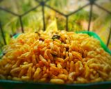 A picture of step 3 of Spicy puffed rice.