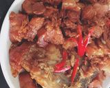 Hình bước làm 5 của món Cá kho thịt