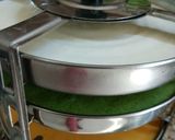 A picture of step 4 of Tricolor rawa dhokla.