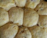 Фото кроку 4 до Сдобные булочки с изюмом.