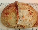 Foto langkah ke 24 dari resep Moringa Wijen Jinten Hitam Chili Flakes Cheese Sourdough Bread (Open Bake Method).