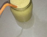 A picture of step 2 of Mango and banana smoothie.
