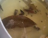 صورة لخطوة 2 من وصفة الأرز المبخر بالبصل والبهارات
