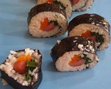 Foto langkah ke 4 dari resep Sushi / Gimbap simpel untuk bekal anak.