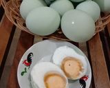 Foto langkah ke 5 dari resep Telur asin gurih.