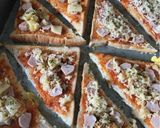 Foto langkah ke 8 dari resep Pizza Roti Tawar.