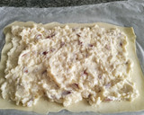 Foto del paso 3 de la receta: Empanada de jamón, bacon, queso y bechamel