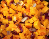 Foto del paso 3 de la receta: Quinoa con calabaza y soja texturizada
