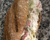 Foto del paso 3 de la receta: Bocadillo de ensaladilla de bocas de mar