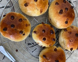 Foto del paso 10 de la receta: Bollitos de leche con pepitas de chocolate (doowap)
