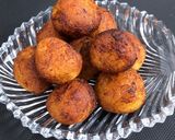 A picture of step 11 of Banana Coconut Balls.