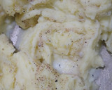 Foto del paso 4 de la receta: Lenguado en ciboulette gratinado con puré crema