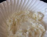 A picture of step 4 of Creamy Bon-Bons.