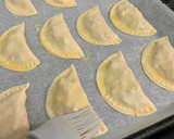 Foto del paso 6 de la receta: Empanadillas de butifarra fresca