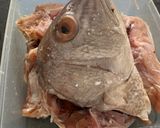Foto langkah ke 2 dari resep Gulai Kepala Ikan Kakap Praktis.