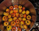 Foto del paso 1 de la receta: "Manzanitas en dulces"