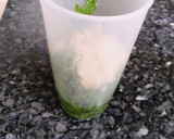 Foto del paso 2 de la receta: Espaguetis al pesto de rúcula