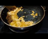 A picture of step 3 of Peanut chikki.