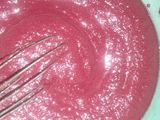 बीटरूट स्ट्रॉबेरी केक (Beetroot strawberry cake recipe in Hindi)